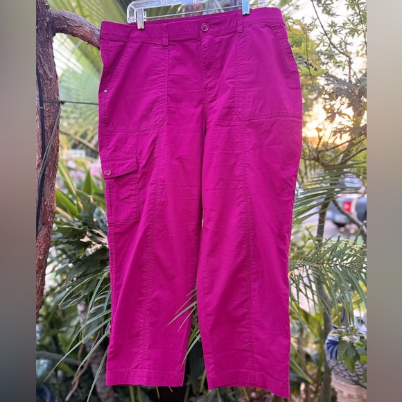Chico’s Fuchsia Convertible Poplin Pants Size 2.5 - Picture 2 of 11